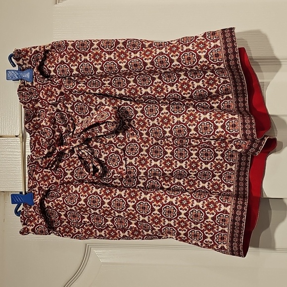 Max Studio Red High Paperbag Tie Waist Shorts W/Geometric Design Sz M NWT - Picture 1 of 6